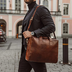 How Leather Bags Became the Ultimate Work-to-Weekend Accessory