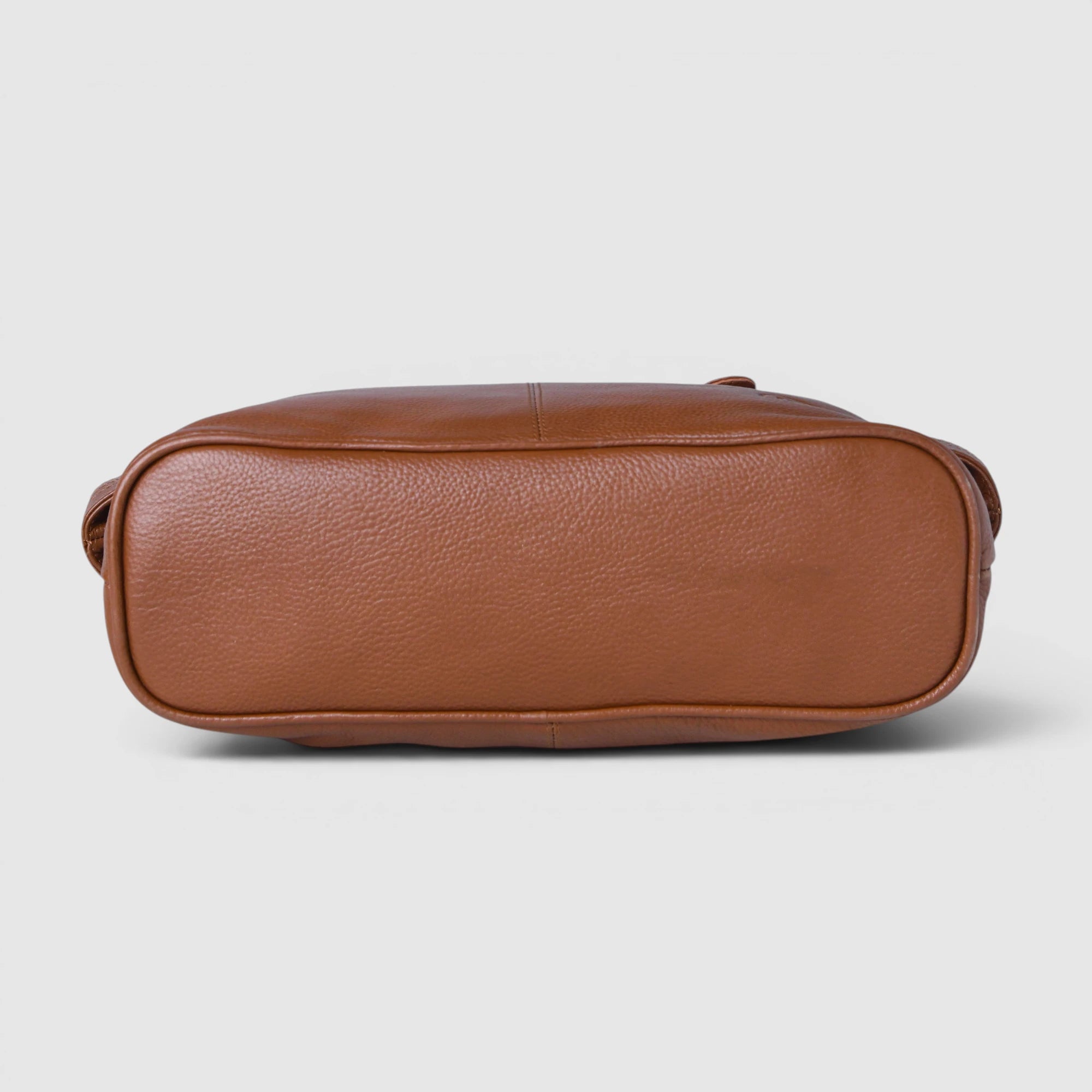 Aveline Leather Shoulder Tote – Tan
