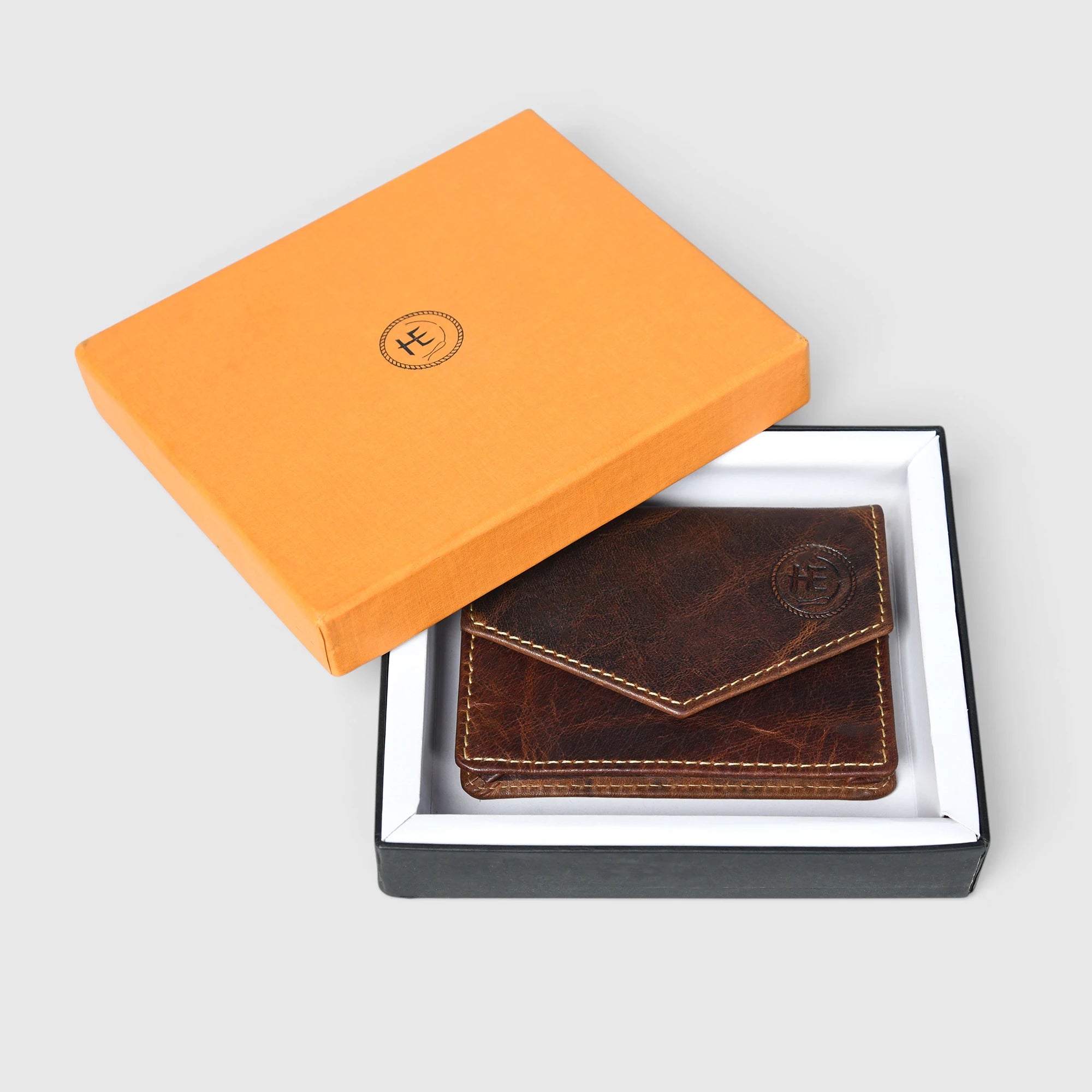 Emerald Regency Compact Vintage Leather Card Wallet - Brown Colour
