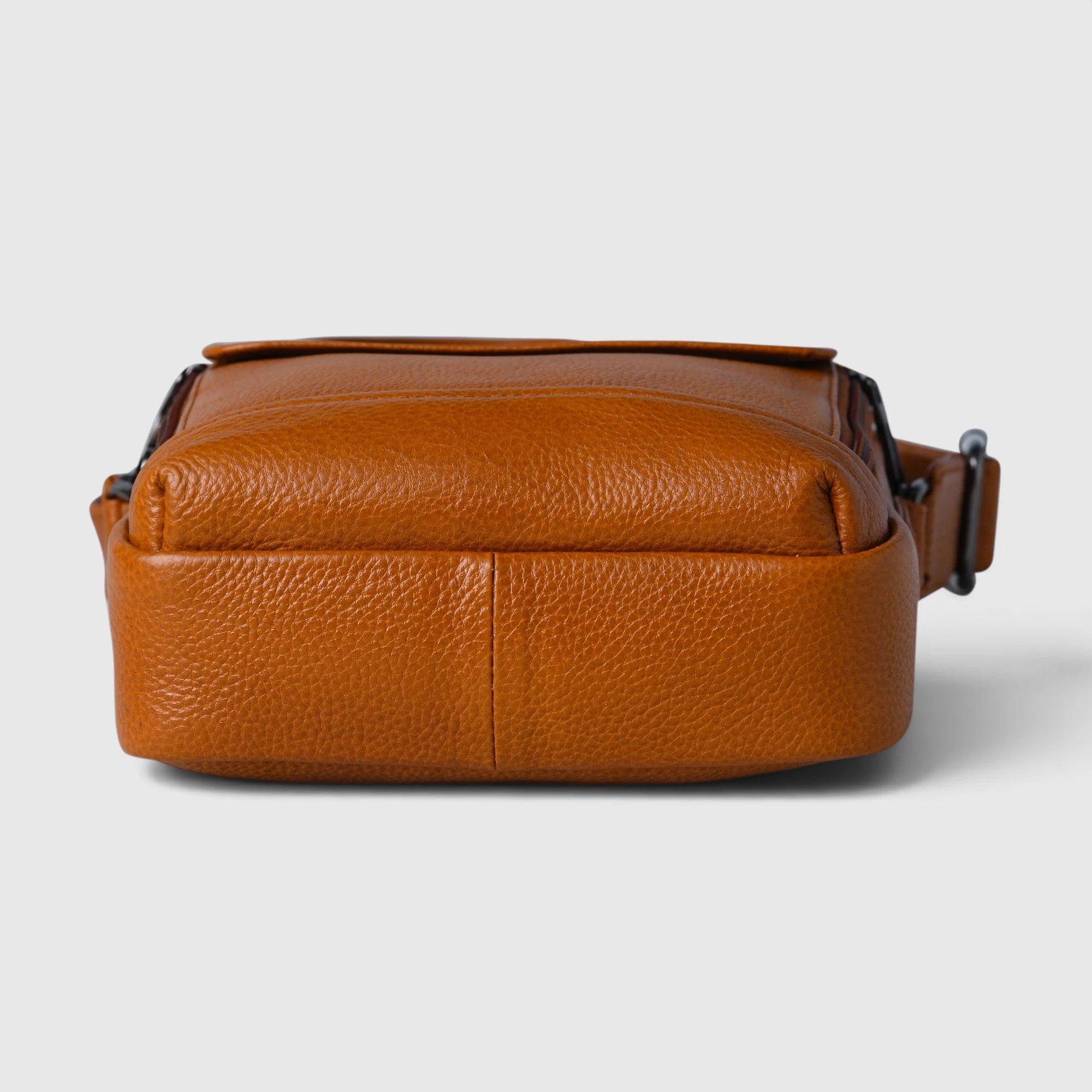 Mason Leather Crossbody Bag - Amber Tan