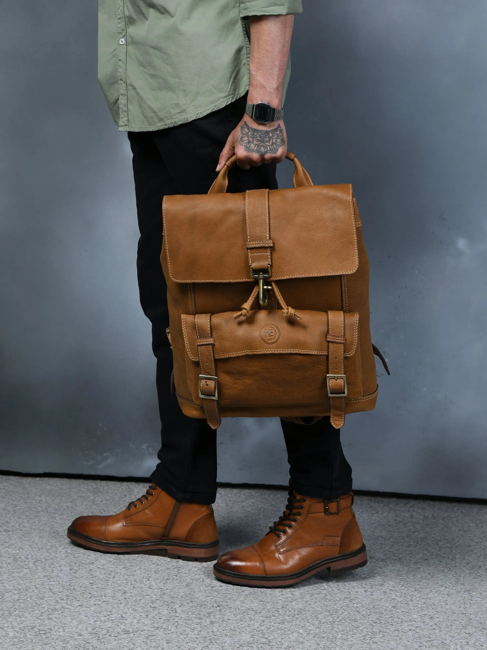 Heritage Explorer Vintage Leather Backpack – Multi-Pocket Travel & Work Backpack| Tan colour