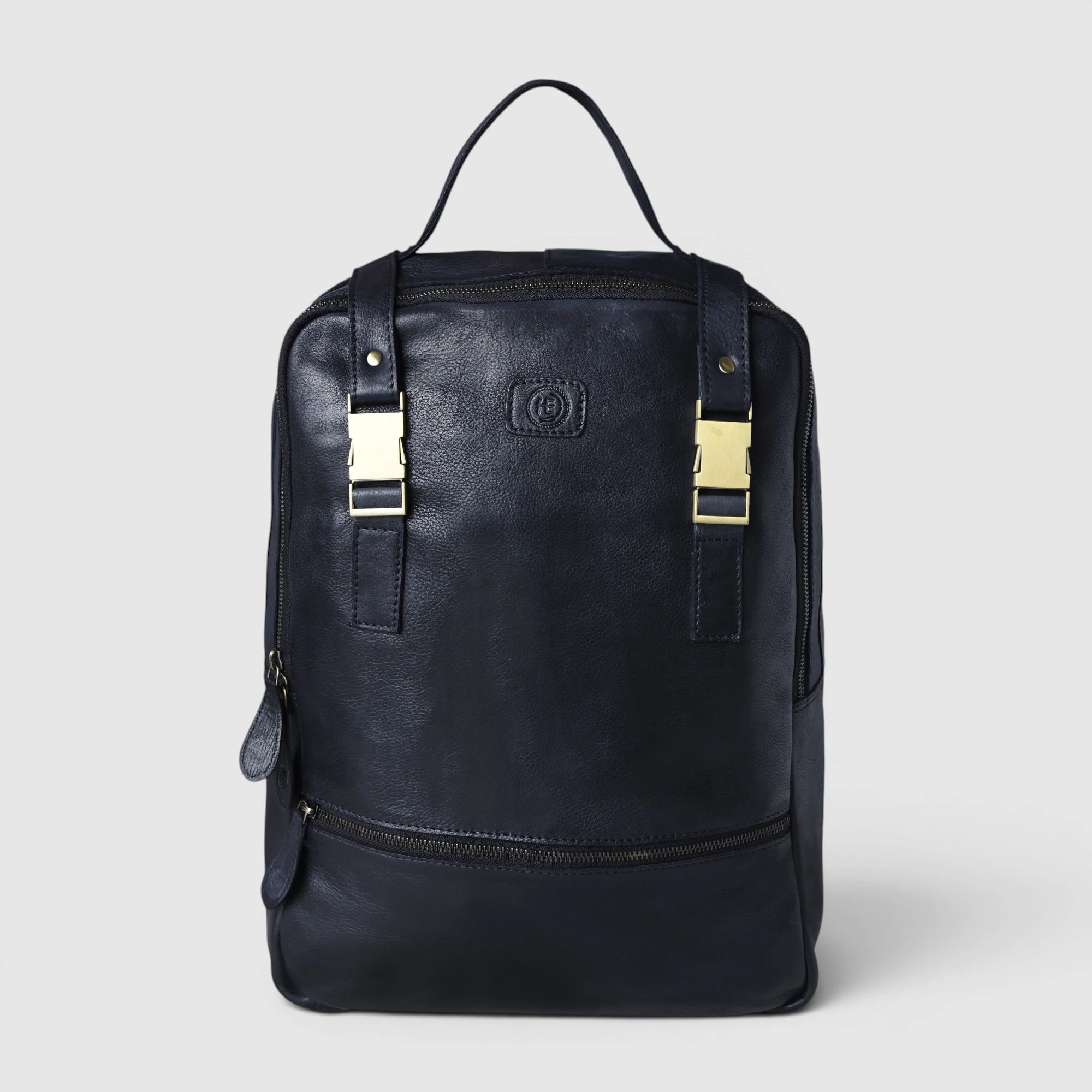 Oakridge Leather Backpack – Classic Black