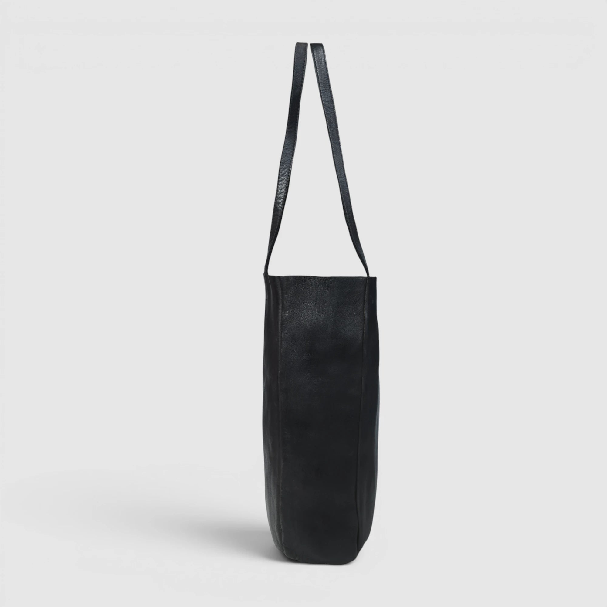 Hestore Midnight Classic Women’s Leather Tote - Black color