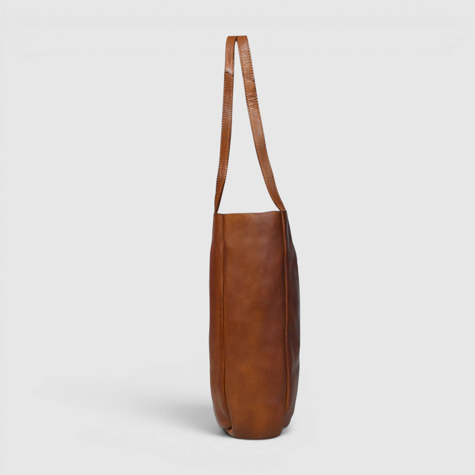 Hestore Midnight Classic Women’s Leather Tote - Tan color
