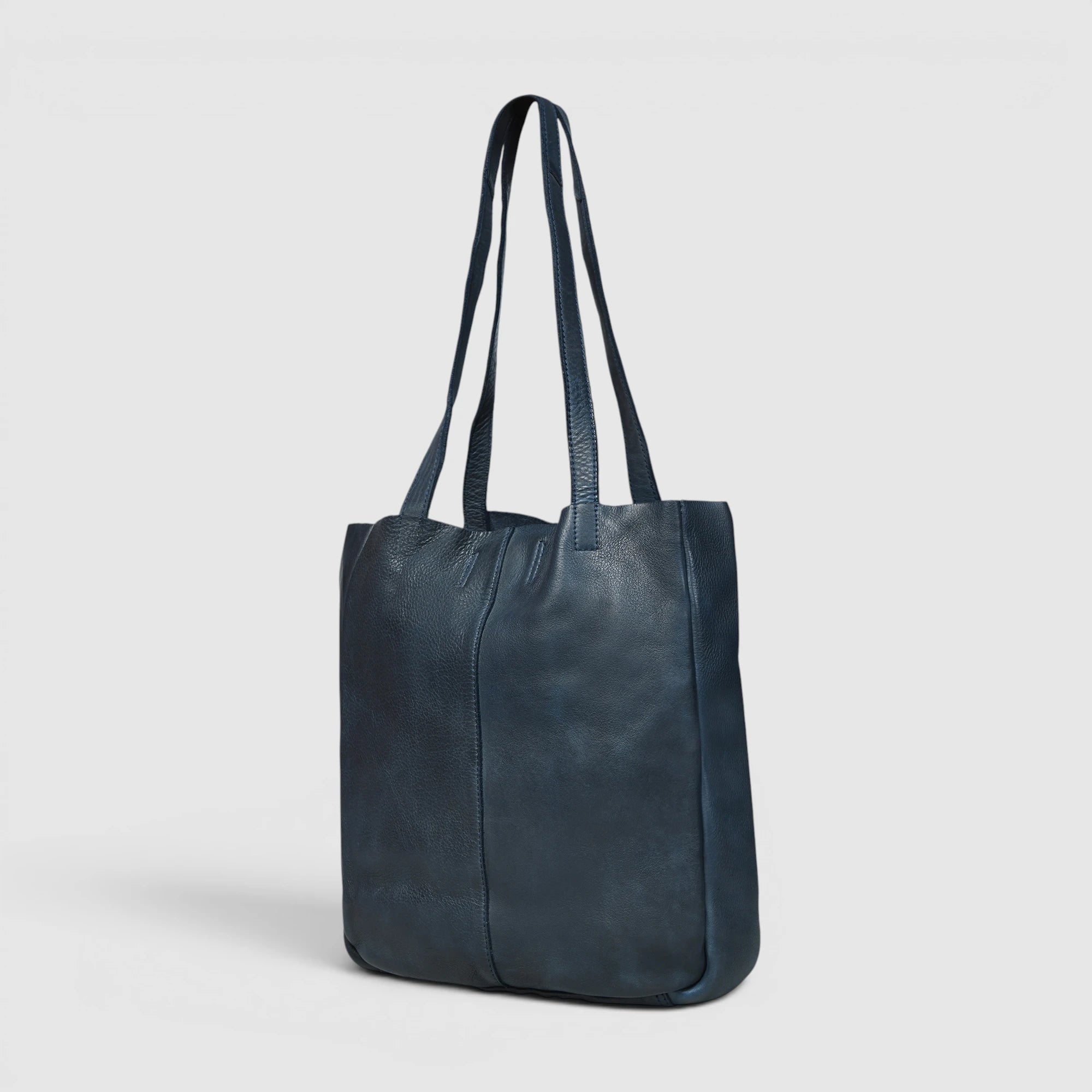 Hestore Midnight Classic Women’s Leather Tote - Navy Blue