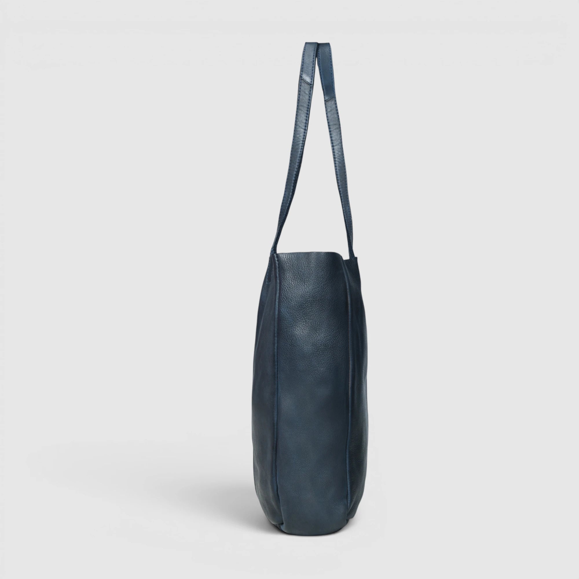 Hestore Midnight Classic Women’s Leather Tote - Navy Blue