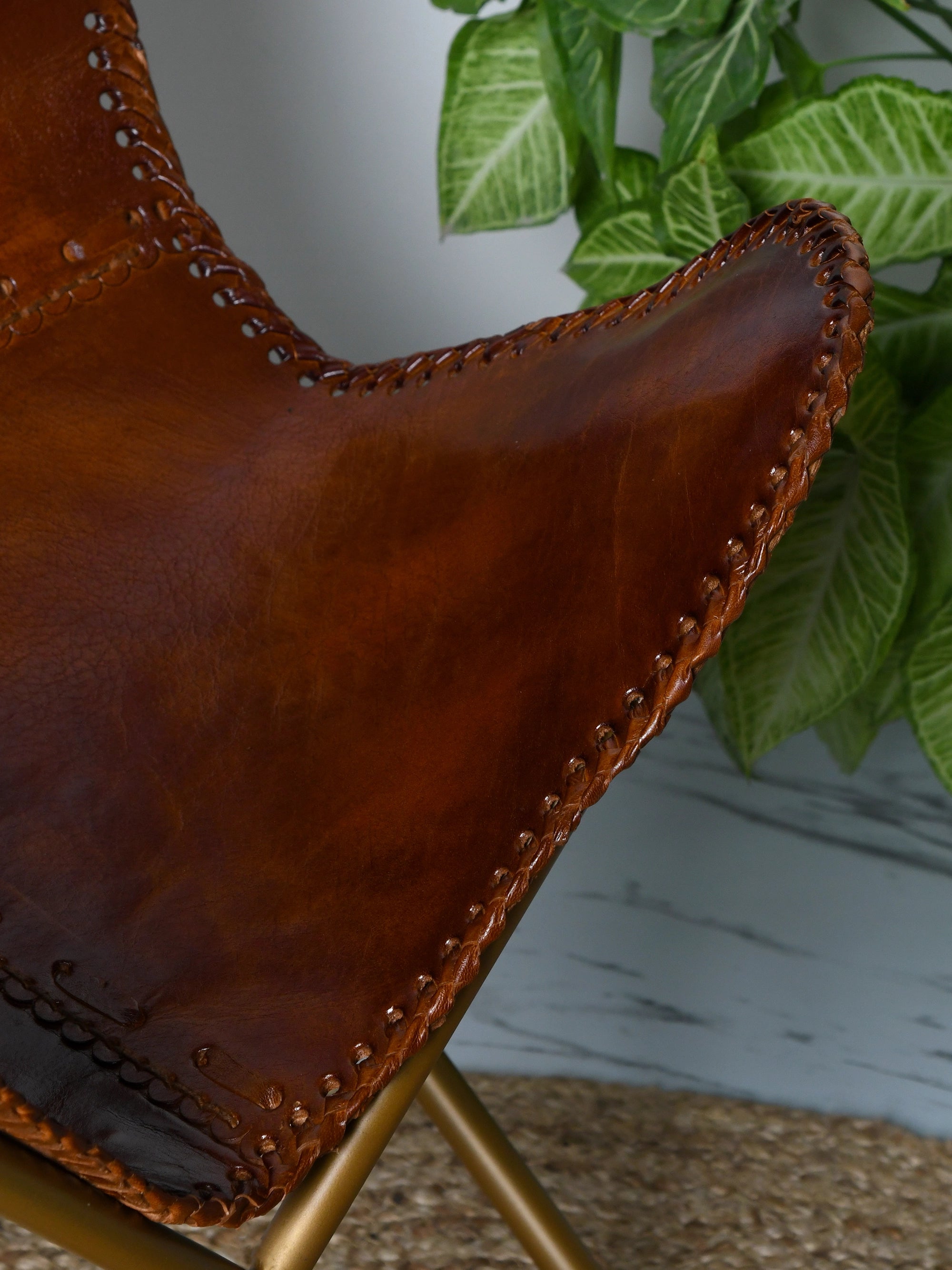 Hestern Maverick Buffalo Leather Butterfly Chair – Gold Frame