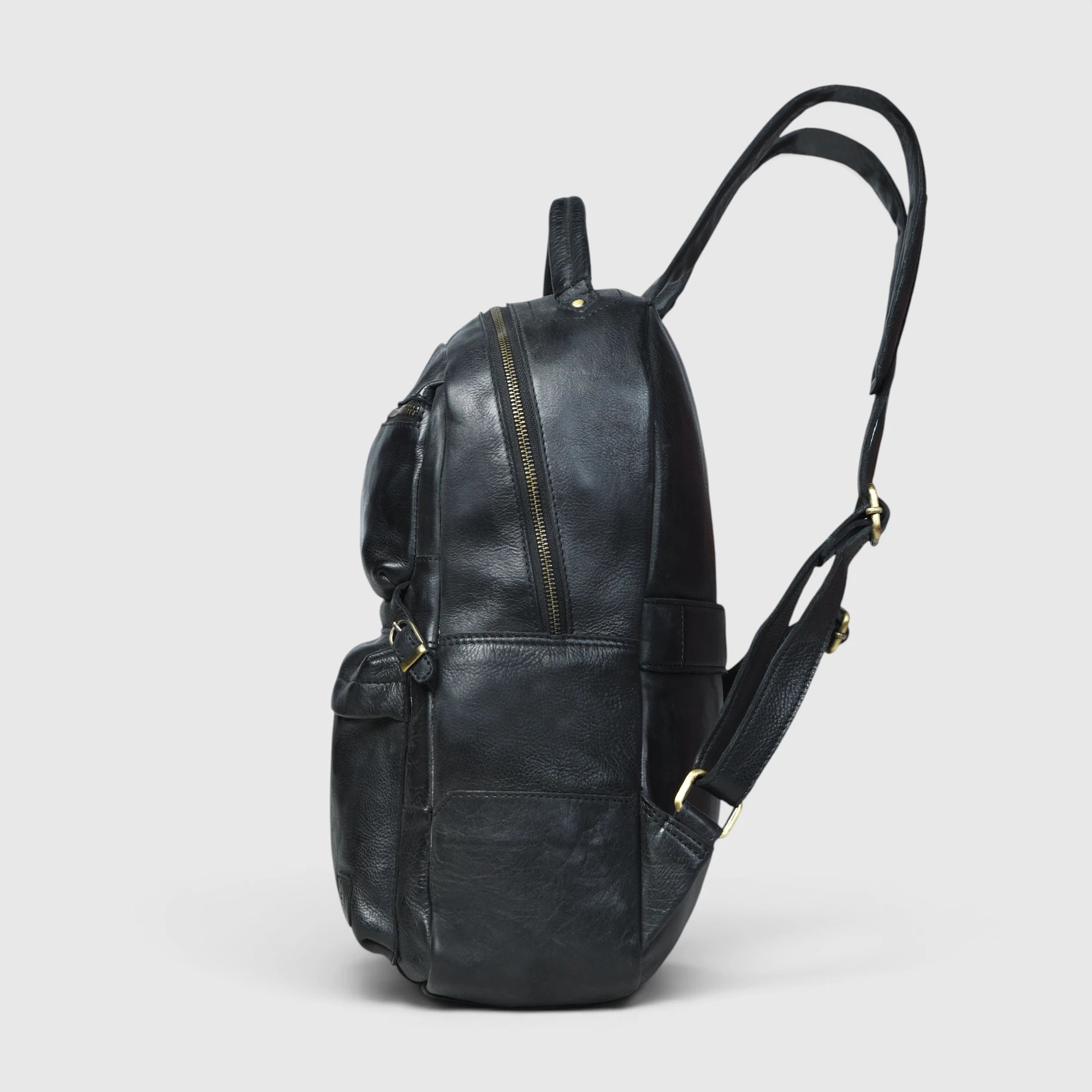 Evercrest Leather Backpack – Black color