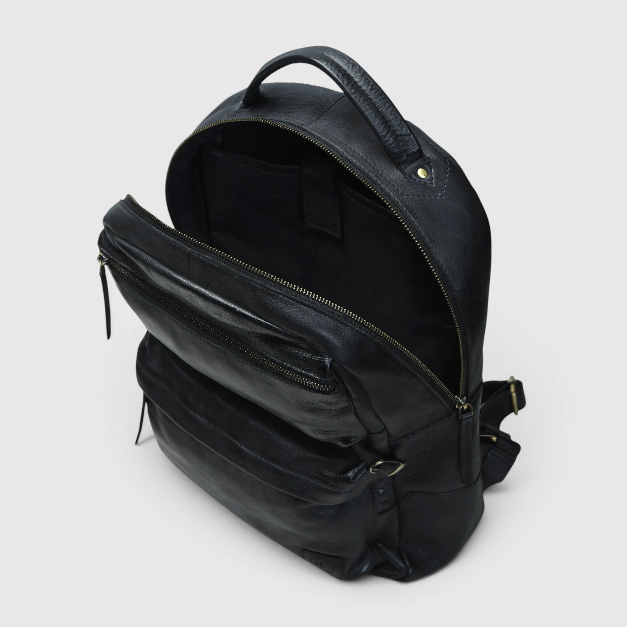 Evercrest Leather Backpack – Black color