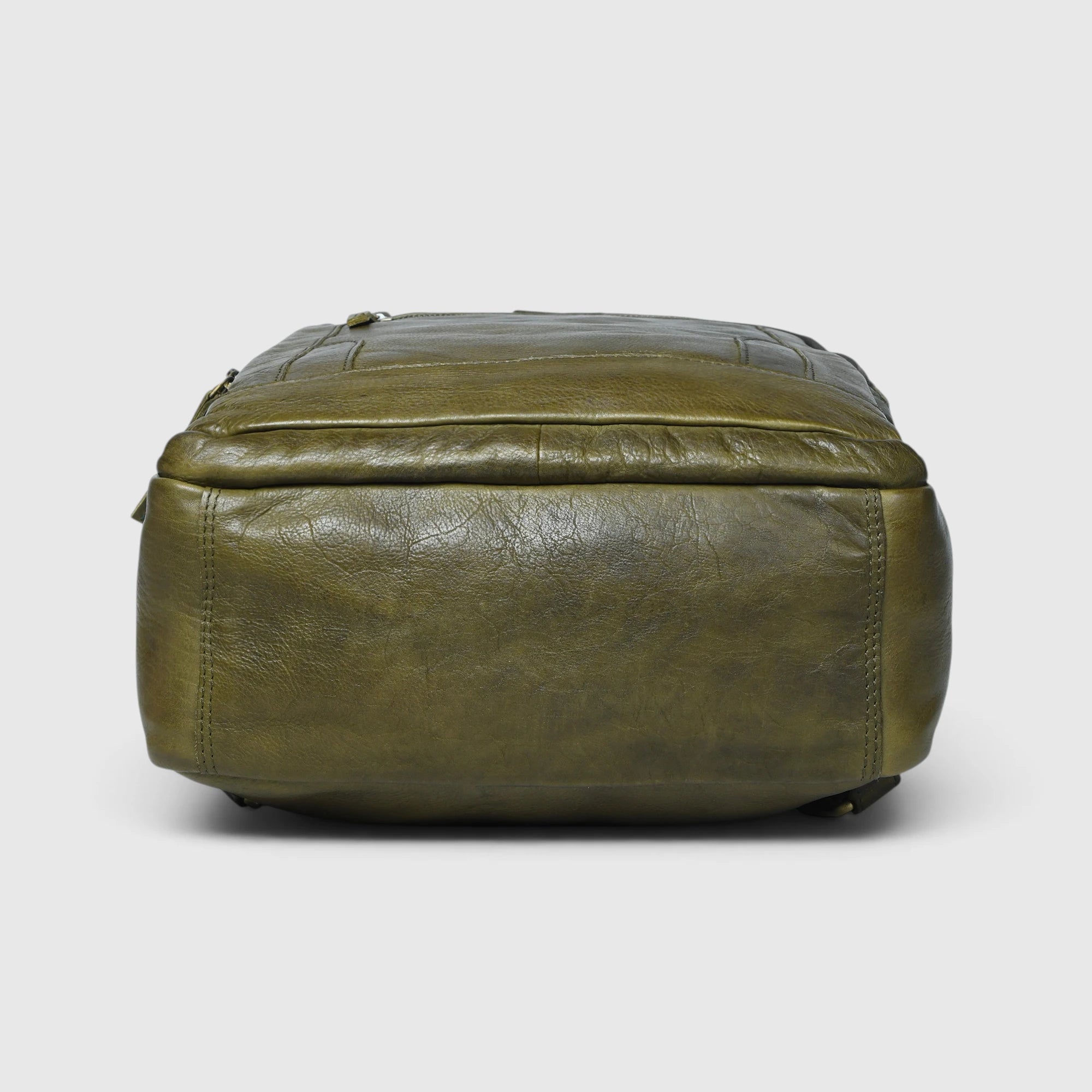 Hestern Trailmark Leather Backpack – Deep Olive