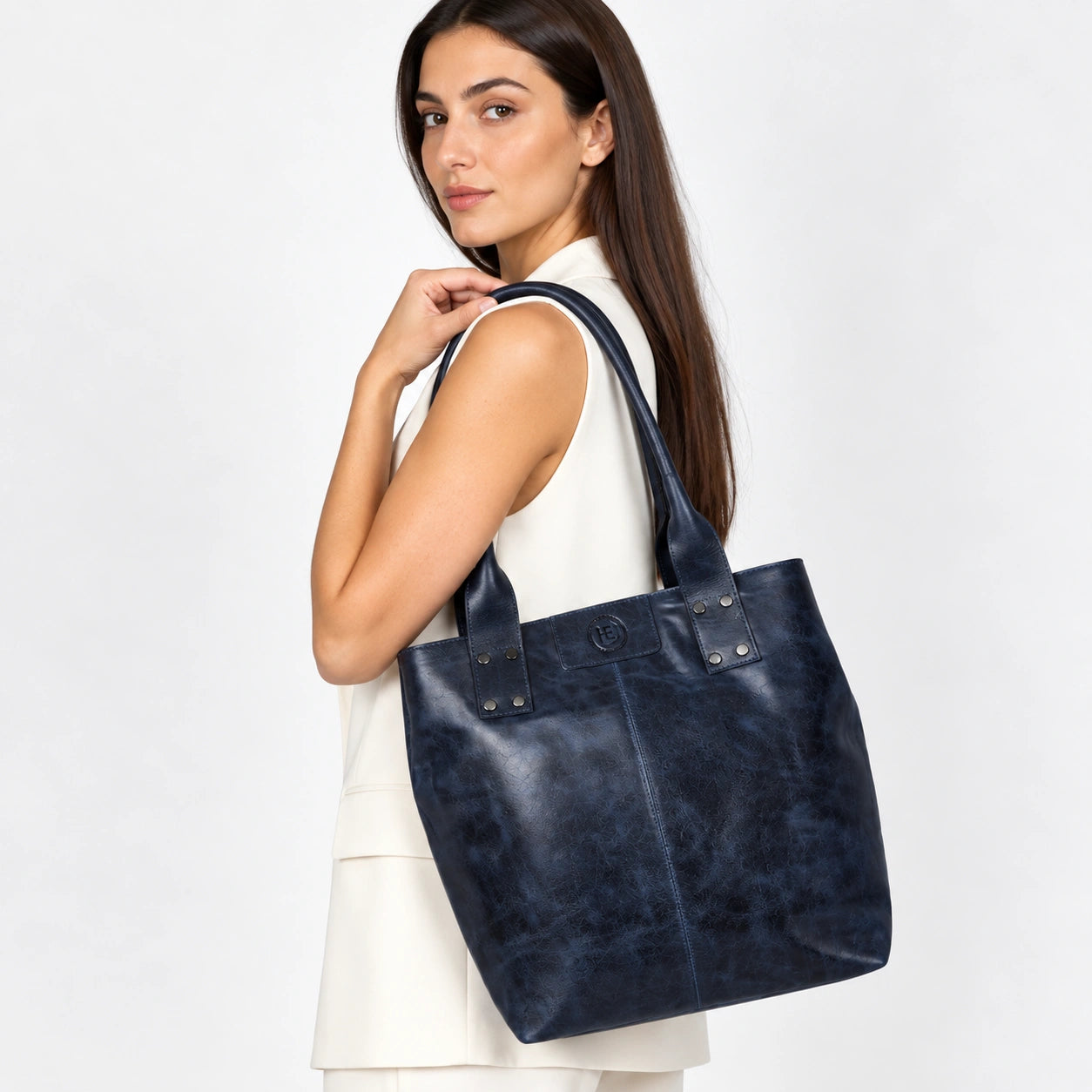 Aurelia Leather Carryall – Midnight Navy