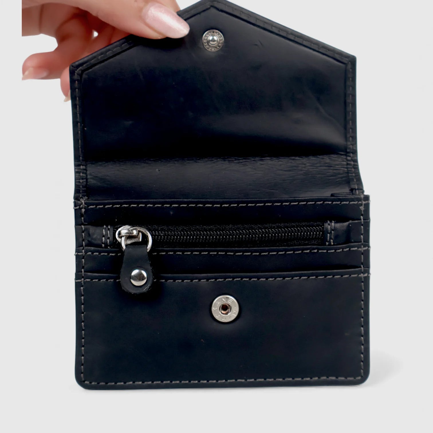 Emerald Regency Compact Vintage Leather Card Wallet - Black Colour (Gift)